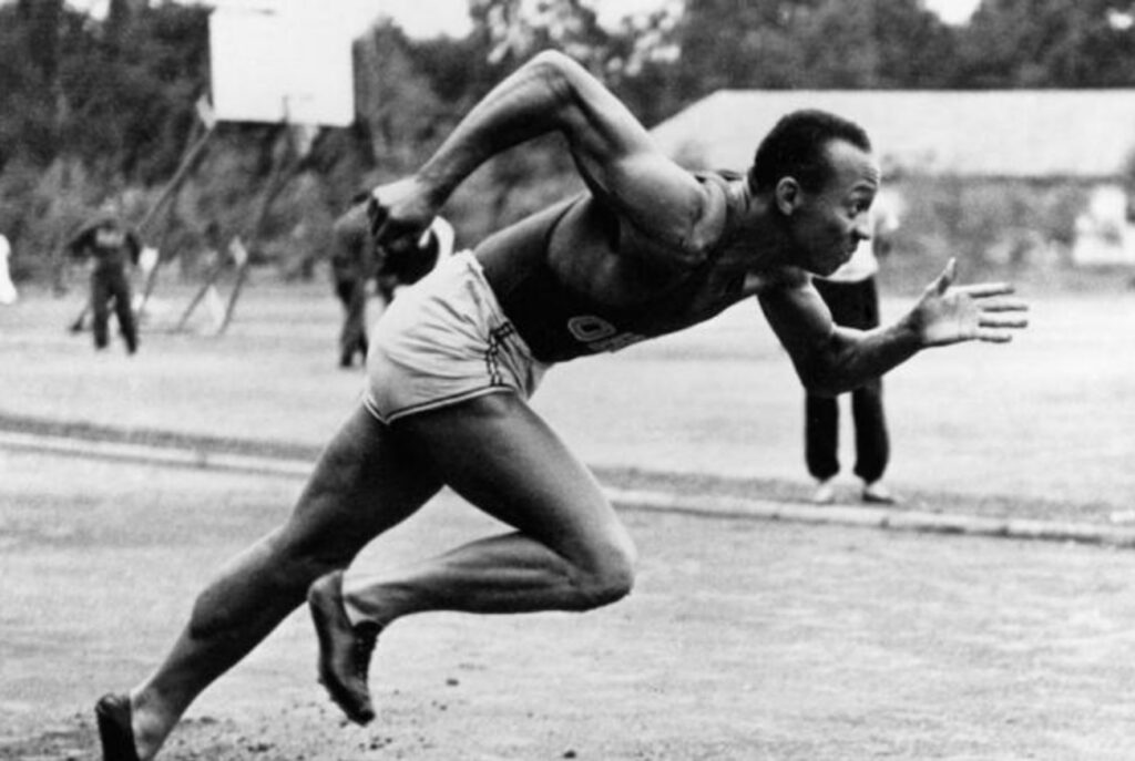 JEsse Owens corsa iconic